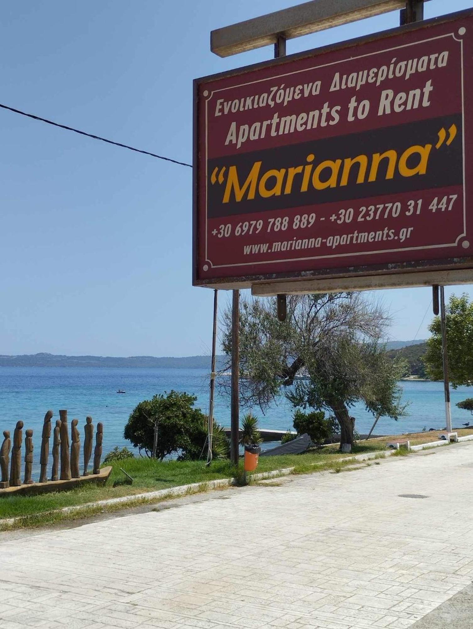 Marianna Apartments Nea Roda Luaran gambar